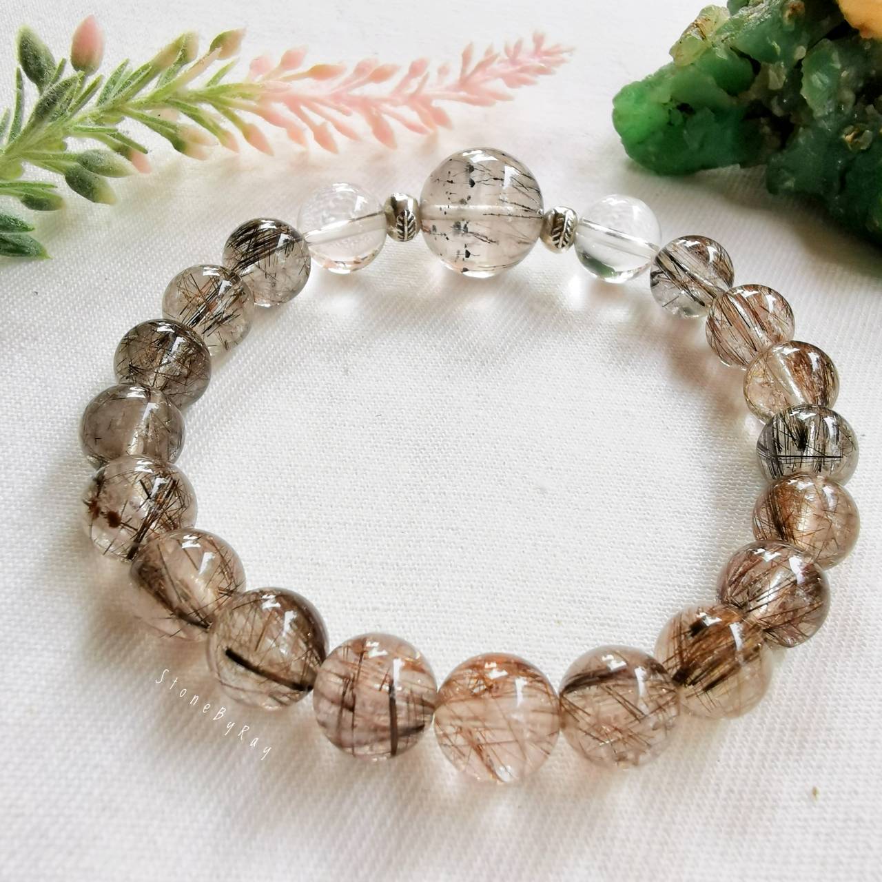 สร้อยข้อมือหินไหมเศรษฐีกับหินซุปเปอร์เซเว่น