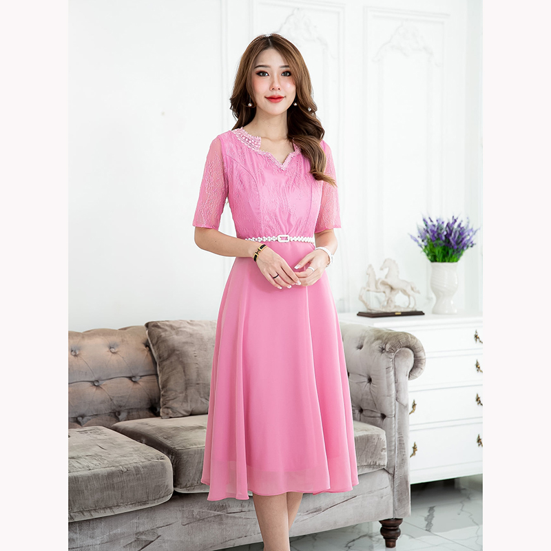 kudapy เดรสสั้นสีชมพู/สีกรม ลูกไม้ ผสมผสานผ้า chiffon ดีไซน์ชุดด้านบนเป็นผ้าลูกไม้เนื้อบางทรงแขนสั้น