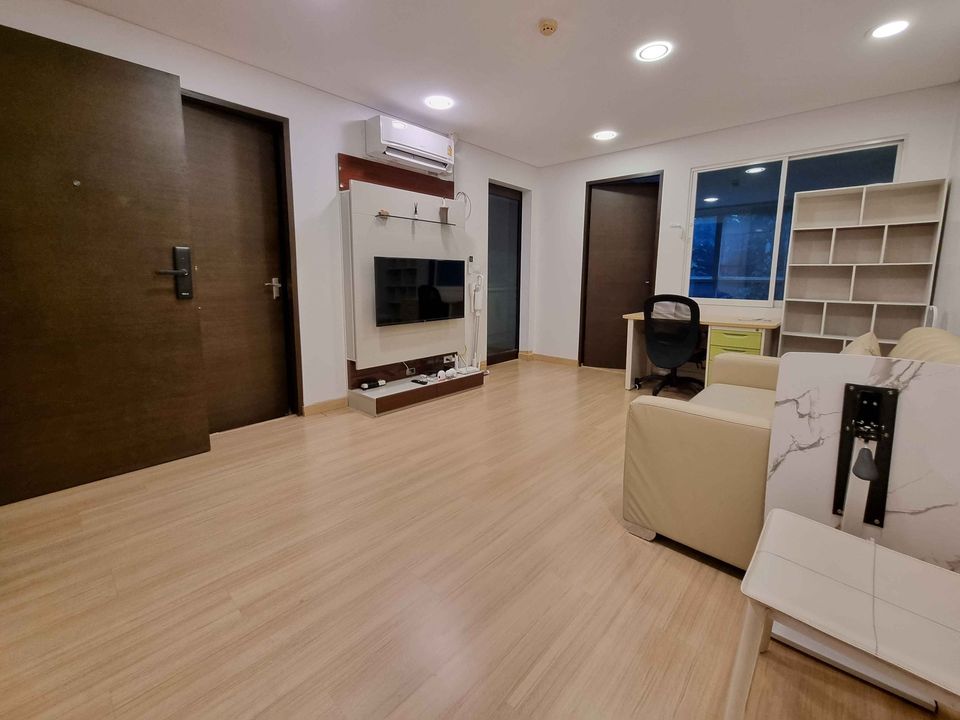 ปล่อยเช่าคอนโด The Address Pathumwan (ดิ แอดเดรส ปทุมวัน) - ถูกสุดในรุ่น 1ห้องนอน 1ห้องครัว 1ห้องน้ำ 1ห้องนั่งเล่น - ใกล้ BTS ราชเทวี/สยาม/จุฬา - ขนาดห้อง 49 ตรม. ชั้น 2