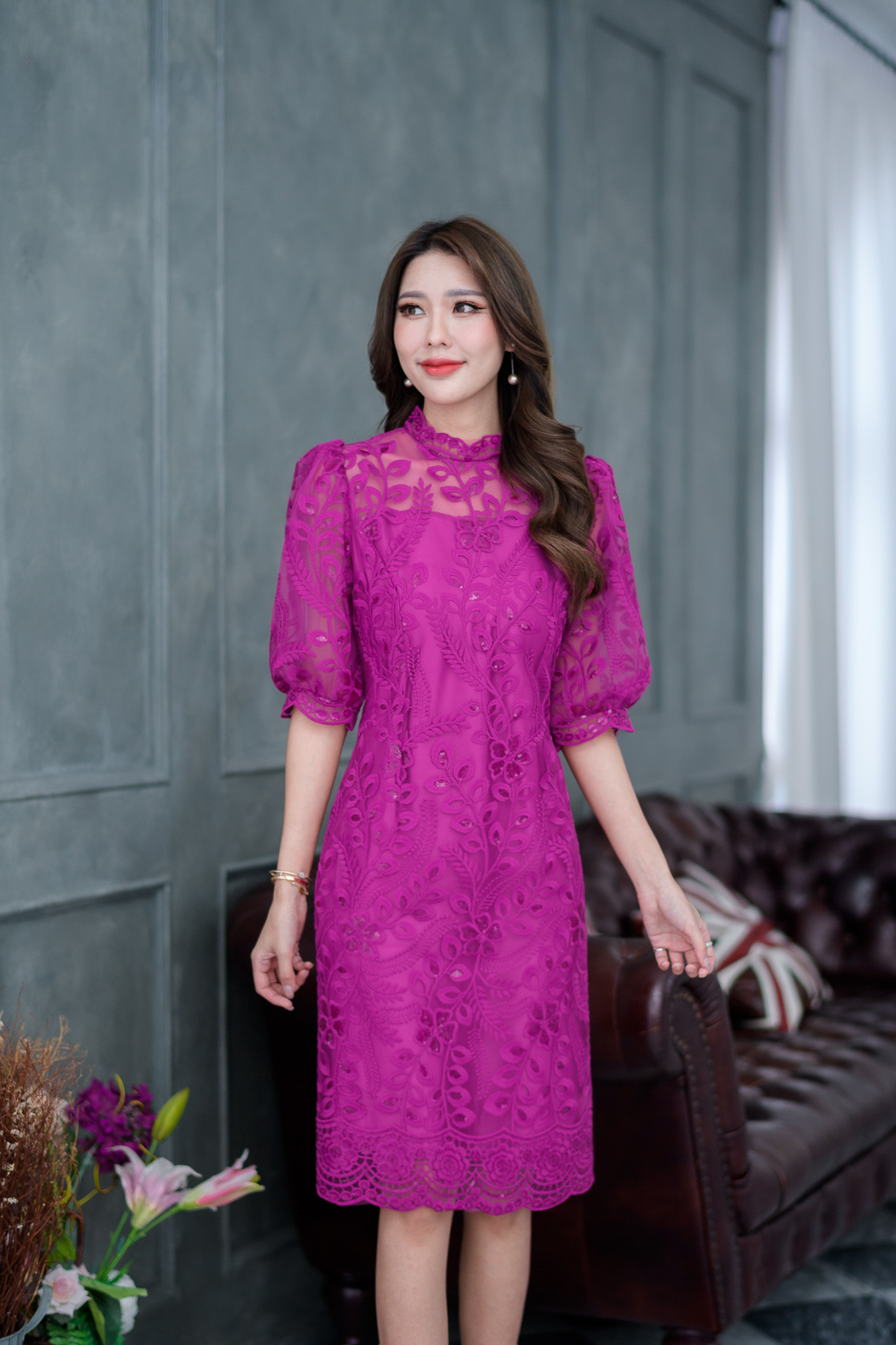 kudapy เดรสสั้นลูกไม้สีฟ้าคราม/สีชมพูอ่อน/สีชมพูบานเย็น เดรสคอจีน แต่งแขนพองบอลลูนสีส่วน