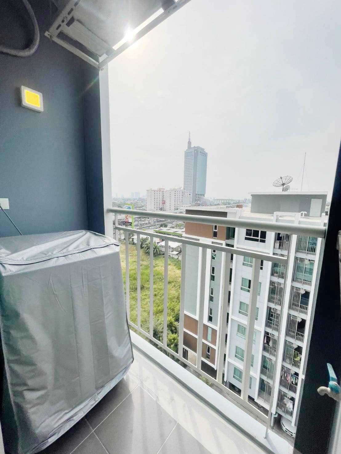 ให้เช่าคอนโด ลุมพินี วิลล์ แจ้งวัฒนะ - ปากเกร็ด สเตชั่น มีเครื่องซักผ้าพร้อมอยู่