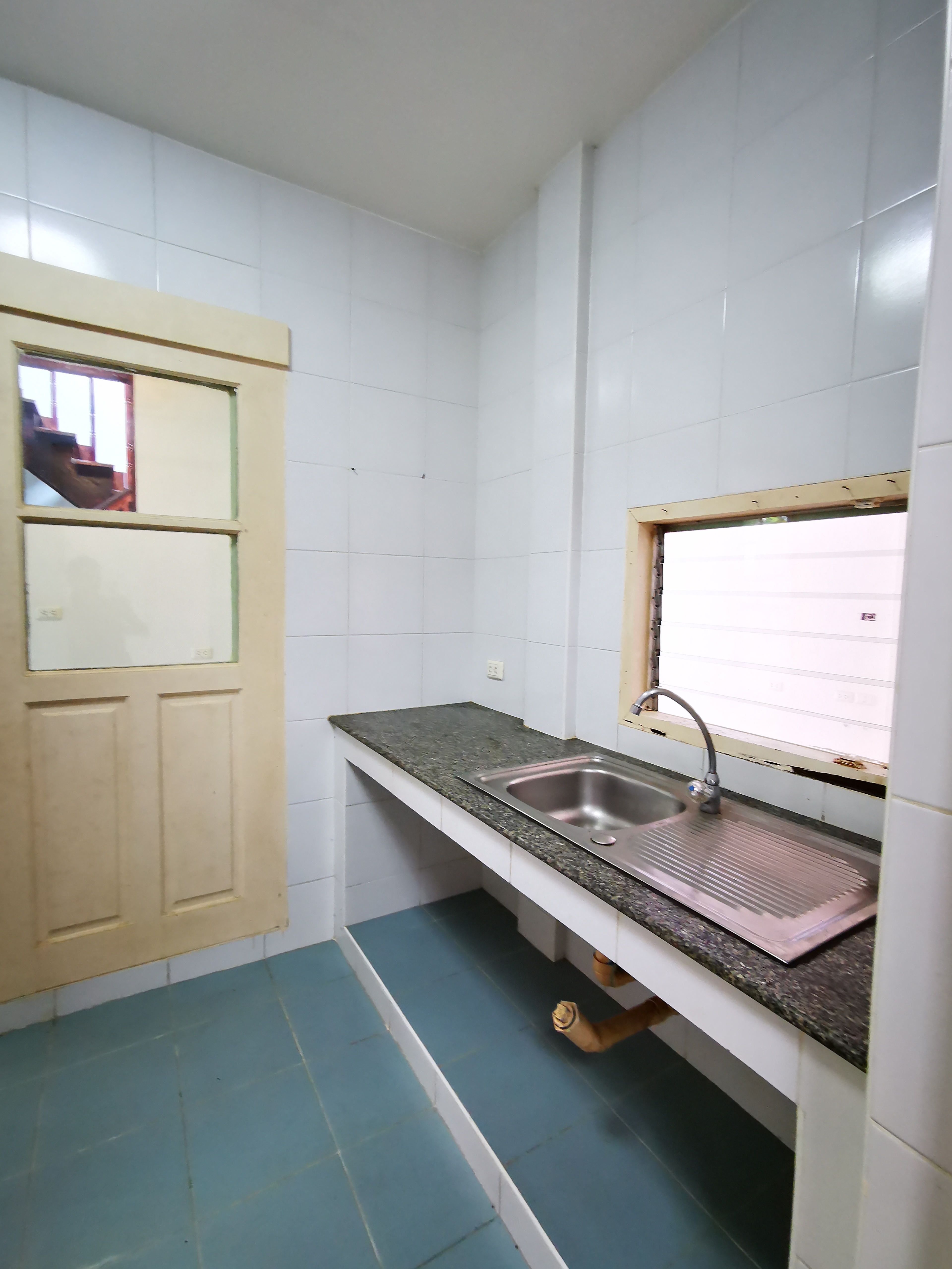 ใกล้ทะเล ใกล้ภูเขา บ้านเดี่ยว วิวภูเขา บ้าน2ชั้น 3นอน 2น้ำ สวนขนาดใหญ่ ทะเลสาบ แลนด์แอนด์เฮ้าส์ พาร์ค ภูเก็ต แลนด์ แอนด์ เฮ้าส์ พาร์ค ภูเก็ต Near Beach Near Mountain Detatched House 2 Storey Mountain Views 3 Bed 2 Bath Big Garden and Lake in common Area F