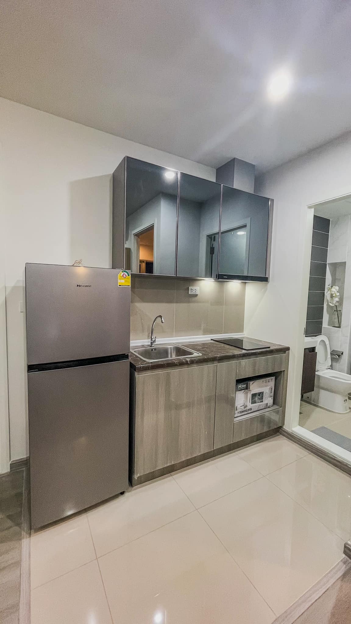 ให้เช่าคอนโด The President Charan - Yaek Fai Chai Station (เดอะ เพรสซิเด้นท์ จรัญ - แยกไฟฉาย สเตชั่น) ตกแต่งเฟอร์ครบ 0 ม. สถานี MRT แยกไฟฉาย ห้องน่าอยู่สวย