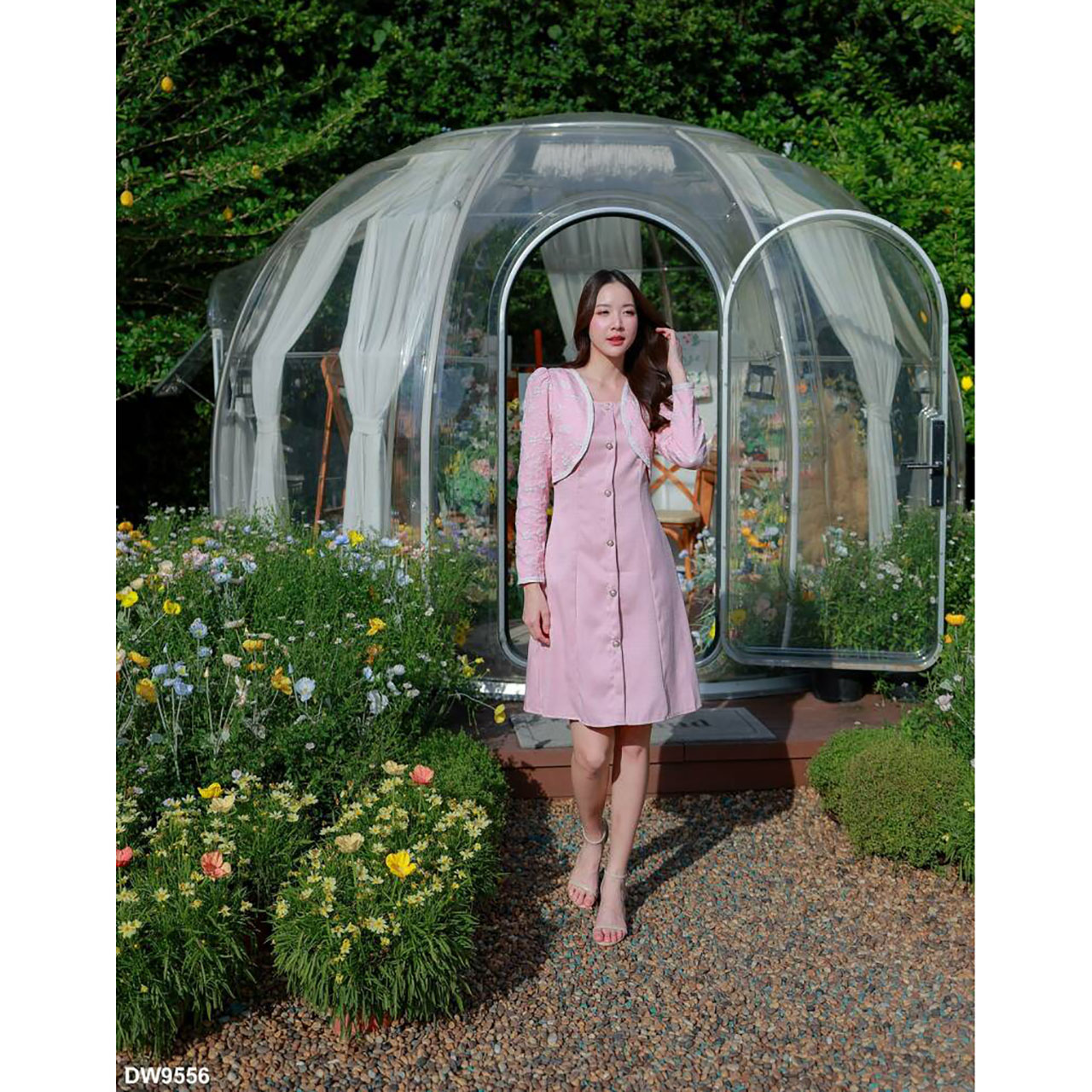 kudapy เดรสเสื้อแขนยาวลายปักทรงกั๊ก