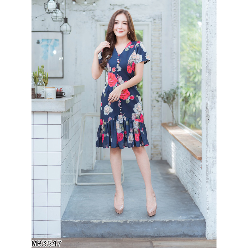 kudapy เดรสสั้นสีกรม/ครีม/ชมพู คอวีกระโปรงชีฟองสวยใส ใส่แล้วดูดีมากๆ