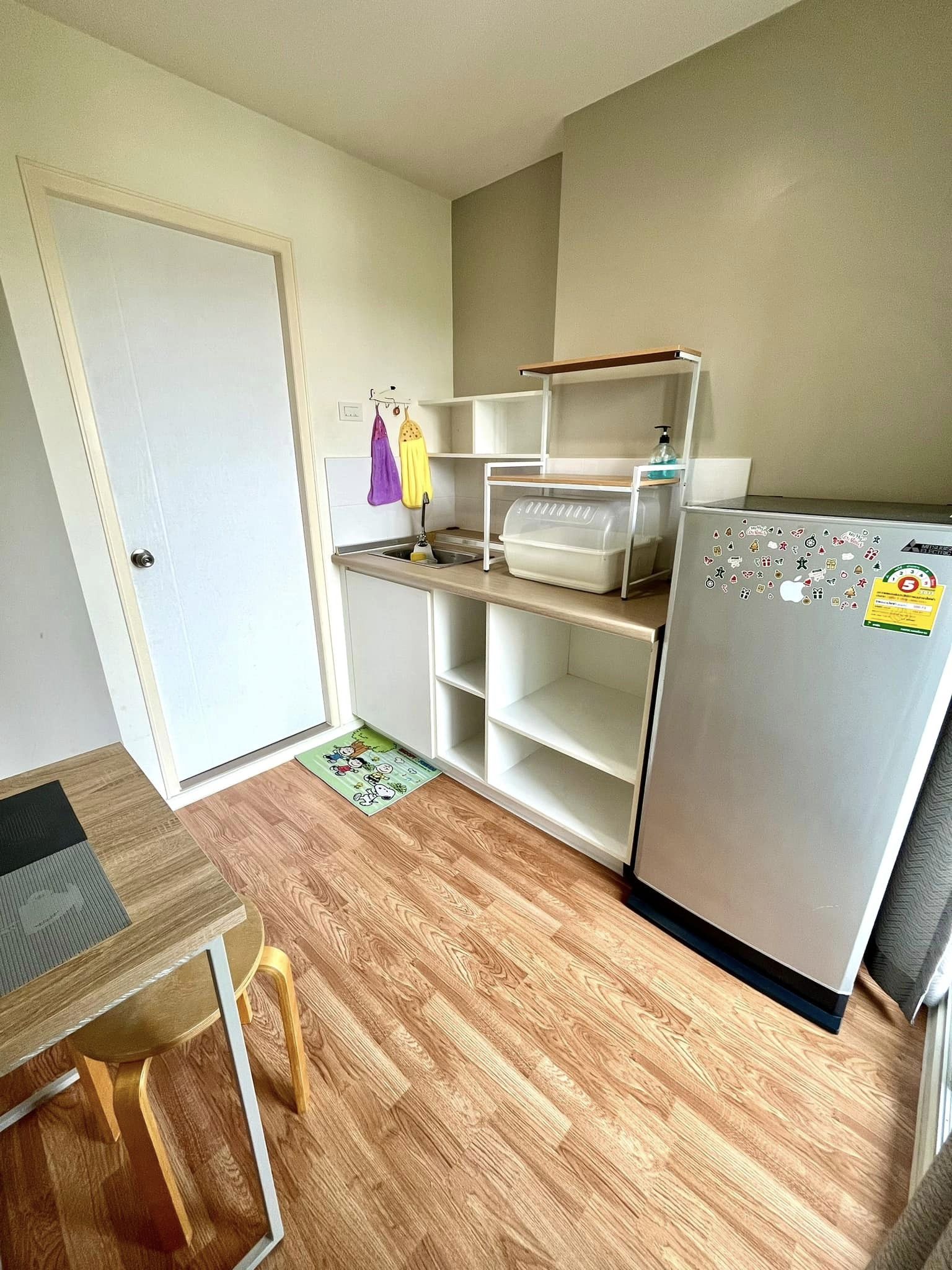 ให้เช่าคอนโด Lumpini Ville Nakhon In - Reverview (ลุมพินี วิลล์ นครอินทร์ - ริเวอร์วิว) - พร้อมเข้าอยู่ได้ทันที่เลย - การเดินทาง: รถไฟฟ้า MRT แยกติวานนท์ 1.3 กม. - ใกล้กระทรวงสาธารณสุข มหาวิทยาลัยเทคโนโลยีพระจอมเกล้าพระนครเหนือ