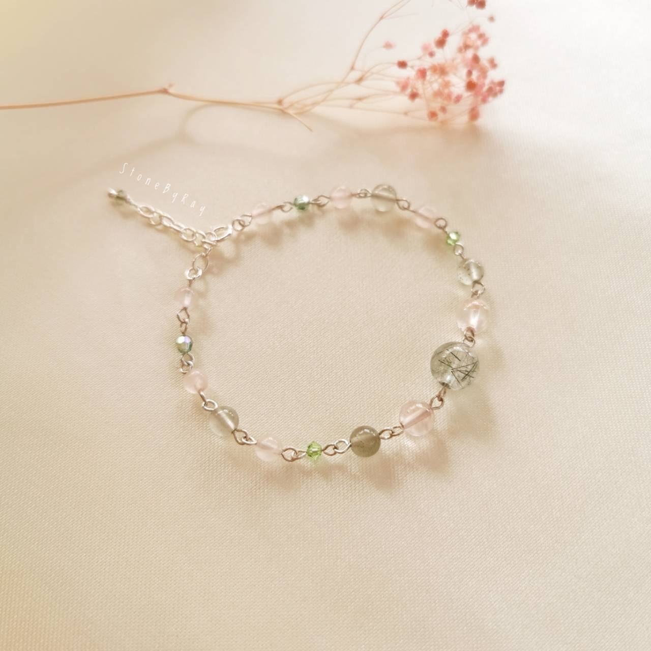 ชุดต่างหูและสร้อยข้อมือเงินหินไหมเขียว+โรสควอตซ์ Green Rutile Quartz+Rose Quartz