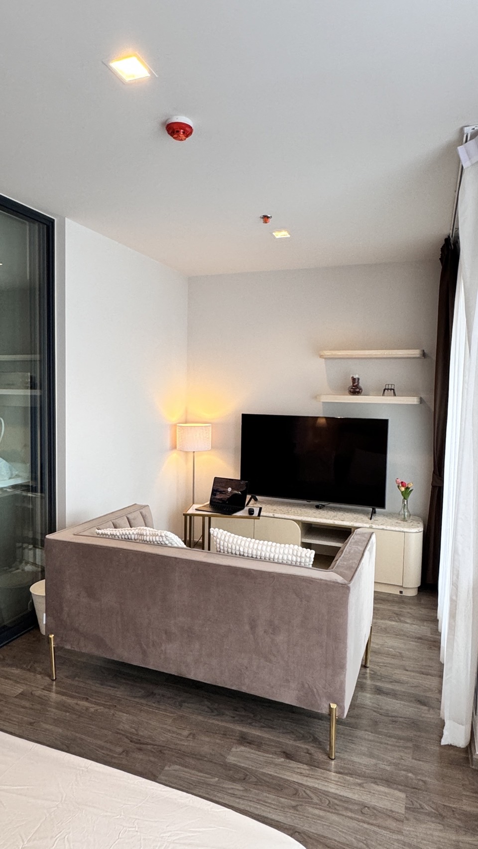 ปล่อยเช่าคอนโด Life Ladprao Valley (ไลฟ์ ลาดพร้าว แวลลีย์) - Studio 1ห้องน้ำ 1ห้องครัว - ใกล้ BTS ห้าแยกลาดพร้าว MRT พหลโยธิน - ขนาดห้อง 28.76 ตรม. ชั้น