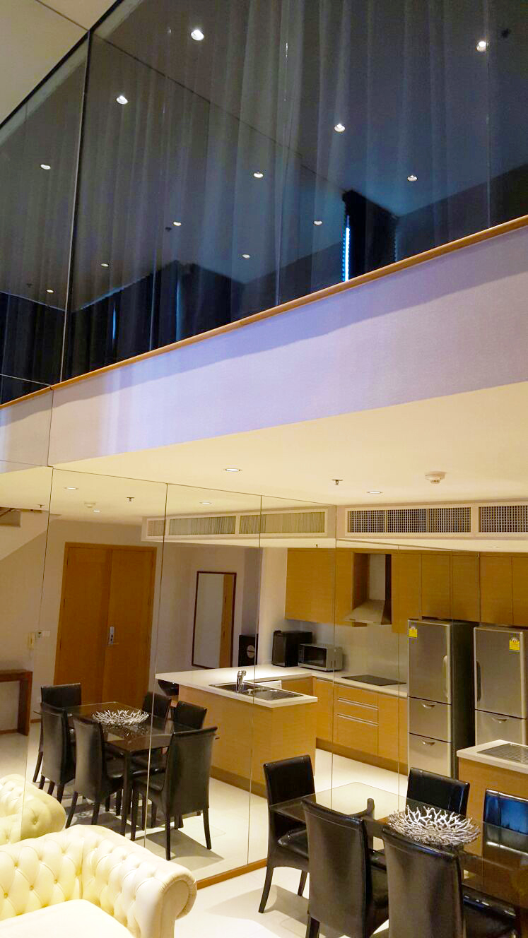 BTS Phrom Pong Condo For rent The Emporio Place (ดิ เอ็มโพริโอ เพลส) Duplex