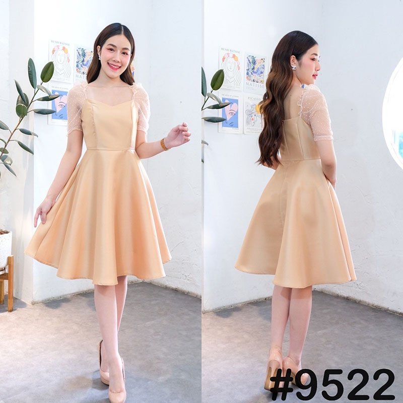 kudapy เดรสสั้นสีขาว ทอง แดง ชมพู กรม เทาเงิน ผ้าแก้วแขนตุ๊กตา