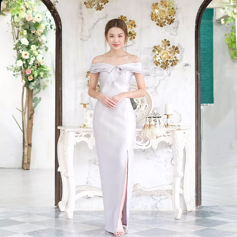 kudapy ชุดราตรียาวใส่ออกงาน สีชมพูโรสโกลด์,สีแดง ,สีเทาเงิน, สีทอง, สีน้ำเงิน ,สีชมพู เดรสเปิดไหล่ โคว้อกทรงเข้ารูป งานมีซับใน สวยมากๆ