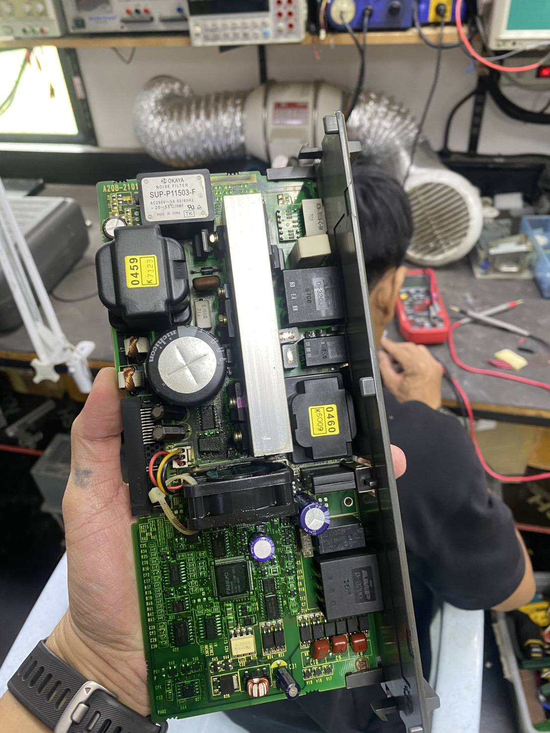 ซ่อมฟานัคซีเอ็นซี อาการเสีย : - Alarm 443 X axis : CNV . Cooling fan failure - Alarm 610 CNV . Cooling fan failure