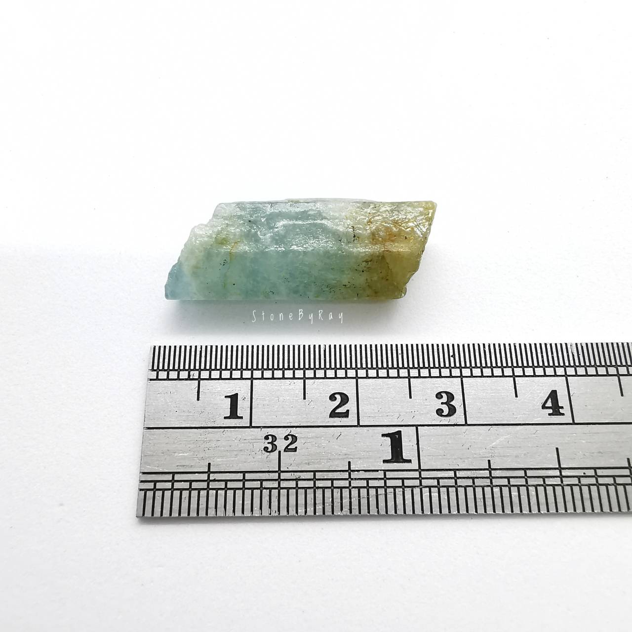หินอความารีนก้อนธรรมชาติ Aquamarine