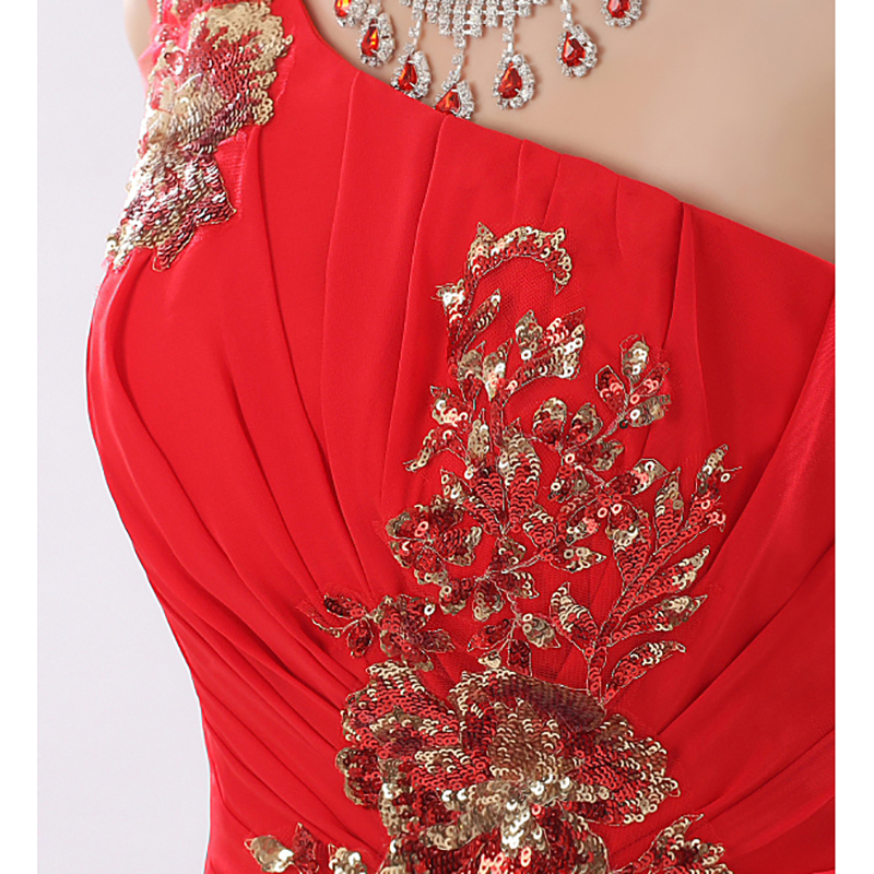 kudapy เดรสยาวสีแดง/ครีม/น้ำเงิน ไหล่เดียว แต่งลูกไม้ปักเลื่อมละเอียด ช่วงอกจับเดรปสวย