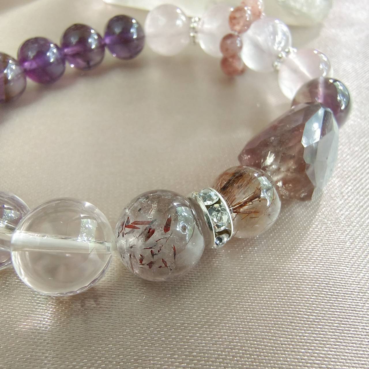 สร้อยข้อมือหินรวม7ชนิด