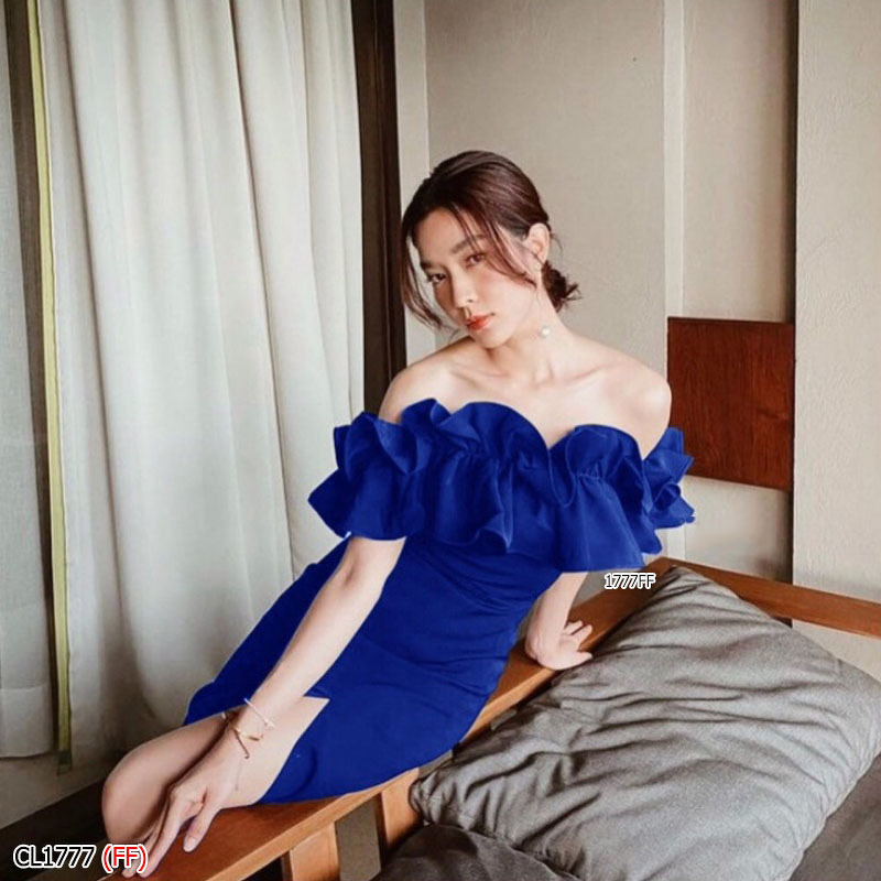 kudapy เดรสปาดไหล่ ระบายรอบน่ารัก แอบเซ็กซี่ งานมีซิปซ่อนหลัง ตีเกล็ดหน้าหลัง เอวไม่สม็อค ทรงเข้ารูป