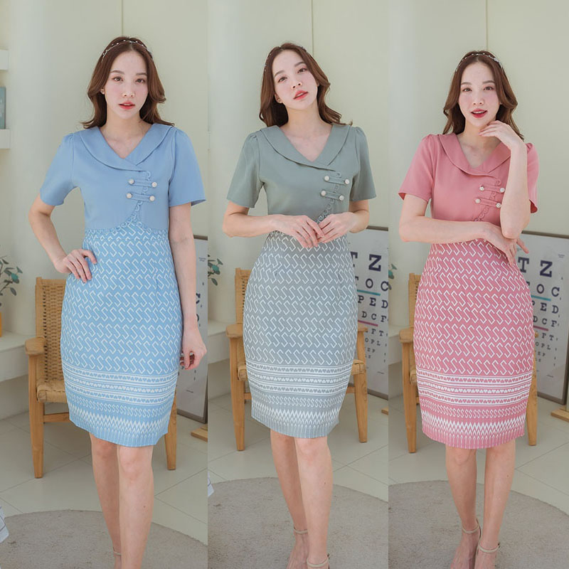 kudapy เดรสสั้นสีฟ้า/สีชมพุ/สีเขียว กั๊กผ้าไทยลายขอ+แต่งกระดุมมุก 4 ชิ้น
