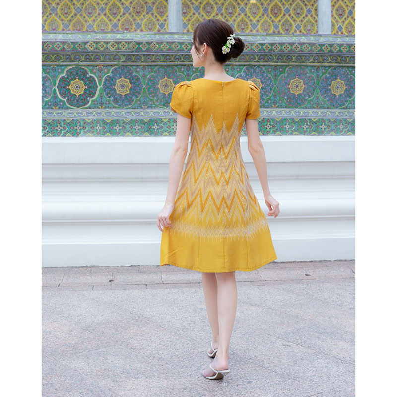 kudapy เดรสสั้นสีฟ้า/สีเหลือง ผ้าทอแขนกลีบบัว ผ้าลายไหย ใส่ทำงานสวยดูดี