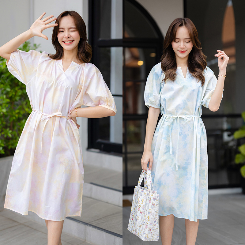 kudapy เดรสสั้นโทนสีฟ้า/โทนสีชมพูส้ม โทนสีพาสเทล ทรงแบบ oversized สไตล์โคเรีย มาพร้อมเชือกเส้นเล็กผูกเอวผูกได้ตามขนาดตัว