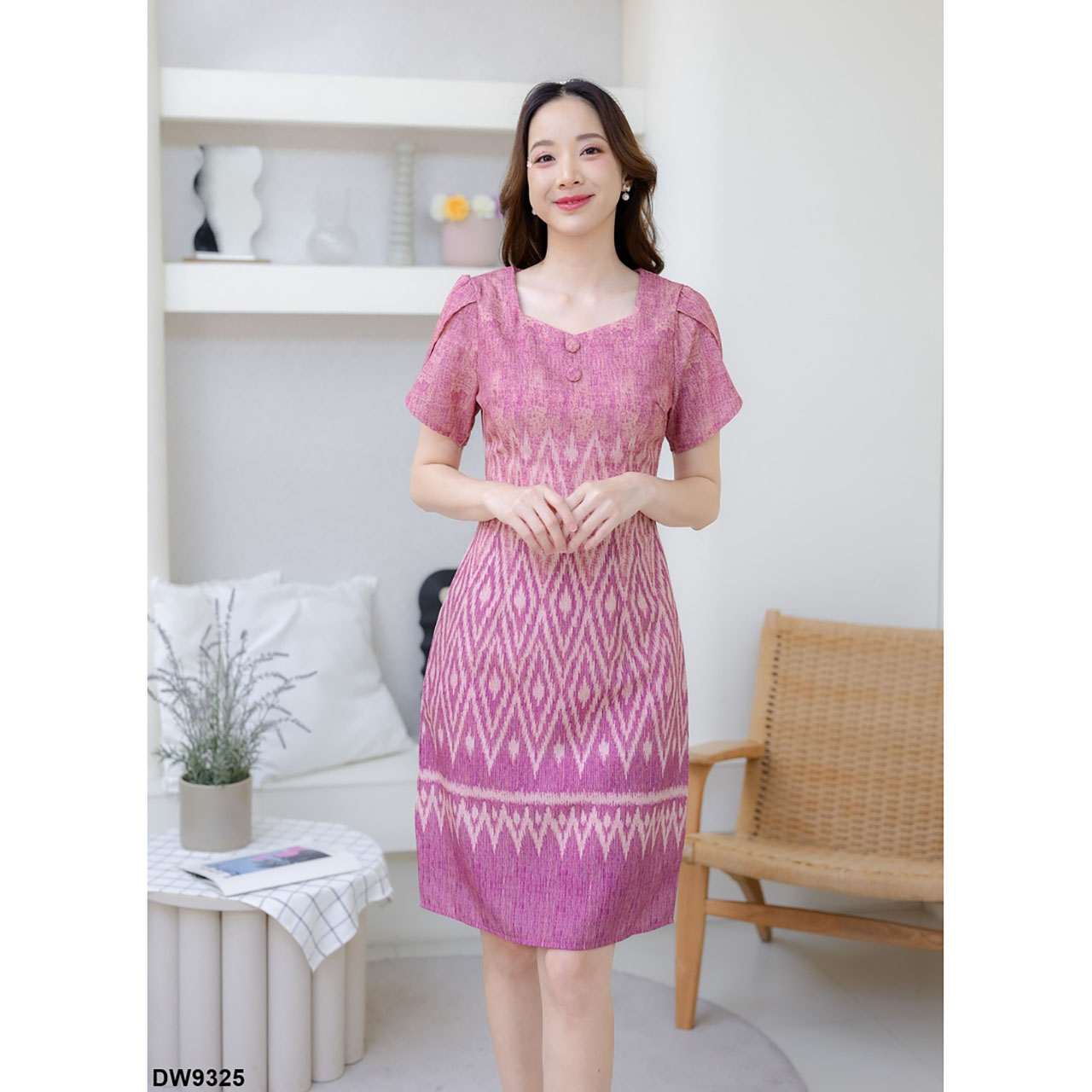 kudapy เดรสสั้นสีชมพู/สีฟ้า/สีม่วง ผ้าไทยพิมพ์ลายทอ ใส่ออกงานสวยดูดี