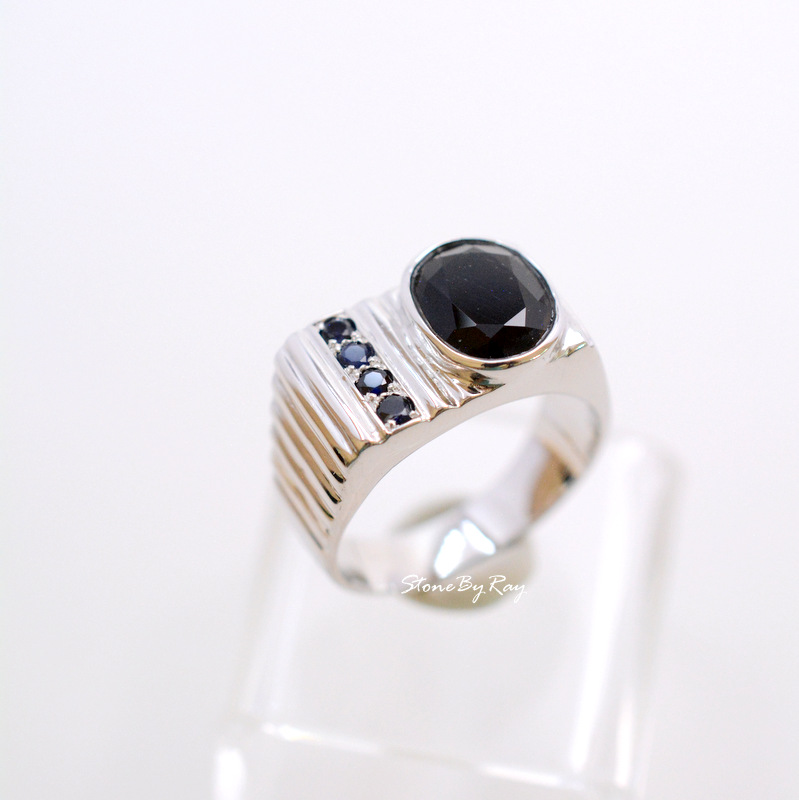 แหวนเงินแท้หินสะเก็ดดาวเจียรเหลี่ยม Tektite
