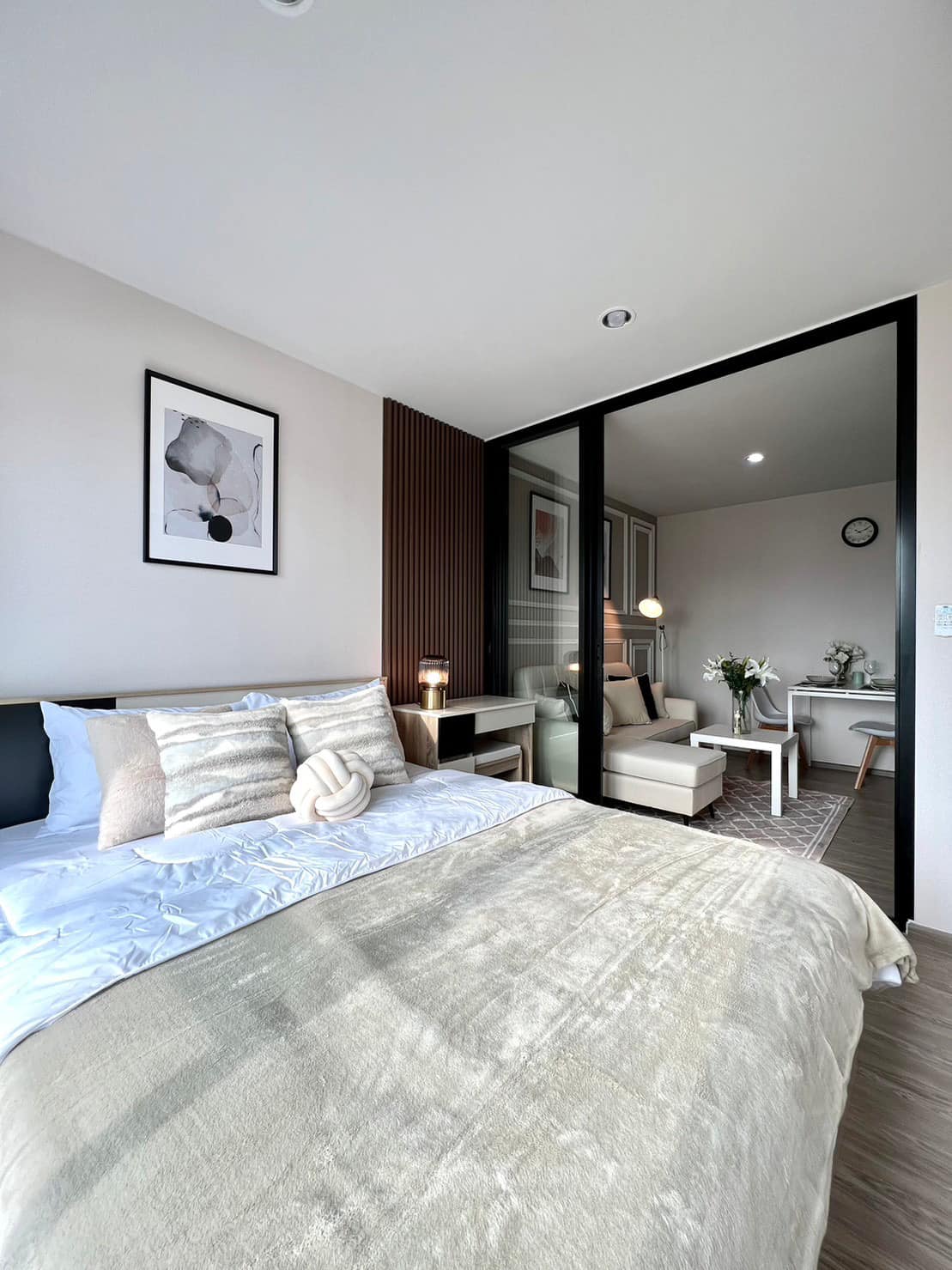 ให้เช่าคอนโด RYE Sukhumvit 101/1 (ไรย์ สุขุมวิท 101/1) ตกแต่งเฟอร์ครบห้องน่าอยู่ใกล้ ใกล้ BTS ปุณณวิถี