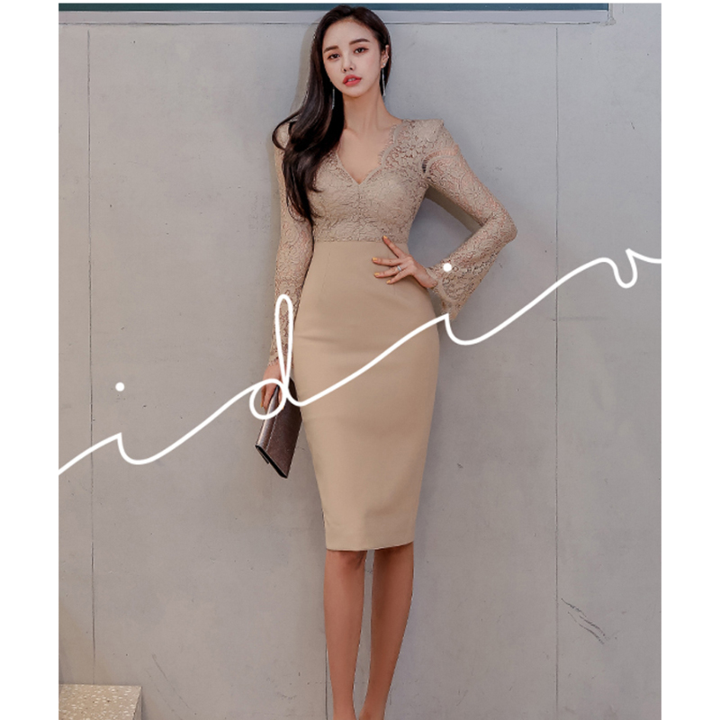 kudapy เดรสสั้นเซ็กซี่สีครีมทอง ผ้าลูกไม้เนื้อดีลายสวยนิ่มใส่สบาย มีซับในด้านหลังซีทรูแขนยาวชายระบาย ชุดมีซิปหลัง กระโปรงทรงสอบผ่าหลัง สวยมากค่ะ