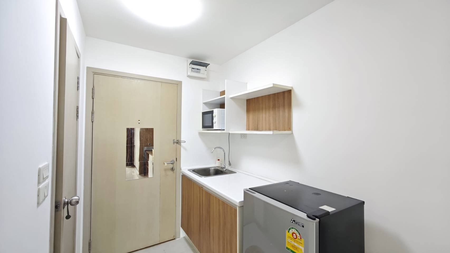 ให้เช่าคอนโด Elio Sukhumvit 64 (เอลลิโอ สุขุมวิท 64) โซนพื้นที่ BTS ปุณณวิถี ห้องแบบ Studio / 1ห้องน้ำ · ขนาดห้อง 22 ตรม. ชั้น 3