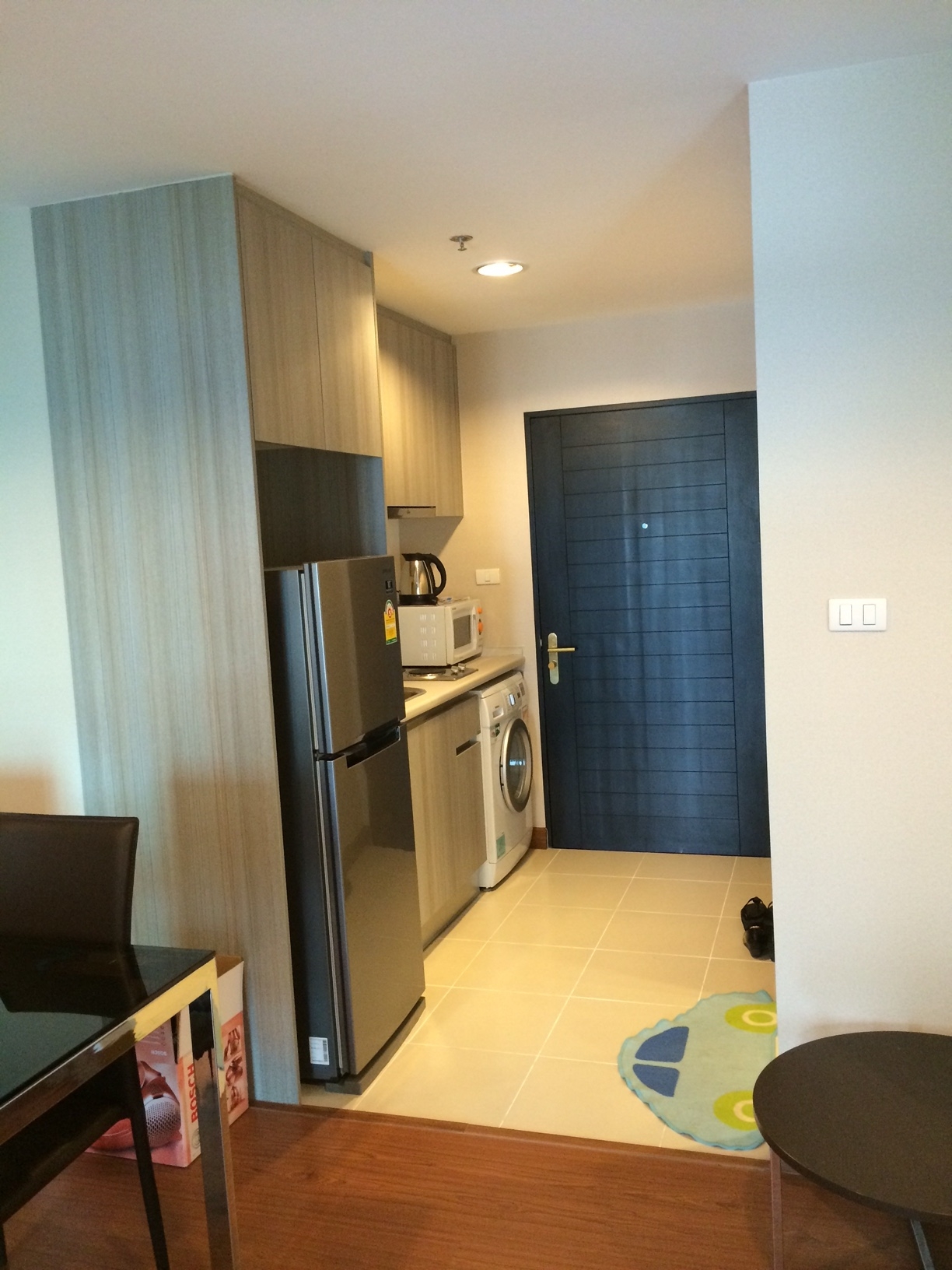 ให้เช่าคอนโด Belle Grand Rama 9 (Belle Avenue) Free Wifi