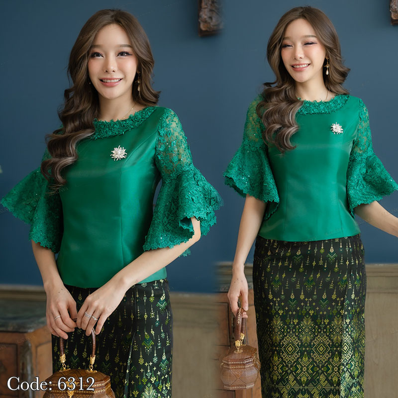 kudapy เสื้อลูกไม้สีชมพู/สีเขียวสี/กรม คอกลอมตอกเลียมตรงคอ แขนทรงบอลลูนผ่าแต่งด้วยลูกไม้เนื้อดี ช่วงตัวอัดกาวมาพร้อมซับในและชิปซ่อนหลัง(เฉพาะเสื้อ)