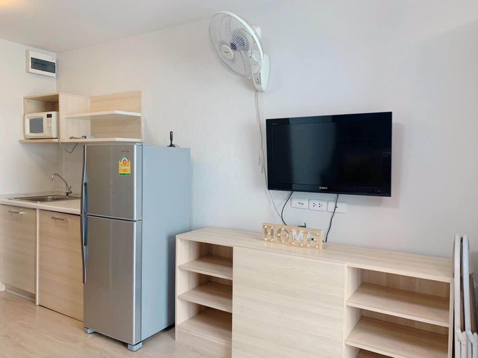 สนใจชมห้องติดต่อได้เลย Line ID: Smile-easy ปล่อยเช่าคอนโด Elio Del Ray (เอลลิโอ เดลเรย์) สุขุมวิท 64 - Studio 1ห้องน้ำ - ใกล้ BTS ปุณณวิถี - ขนาดห้อง 25 ตรม. ชั้น 5 วิวสระ