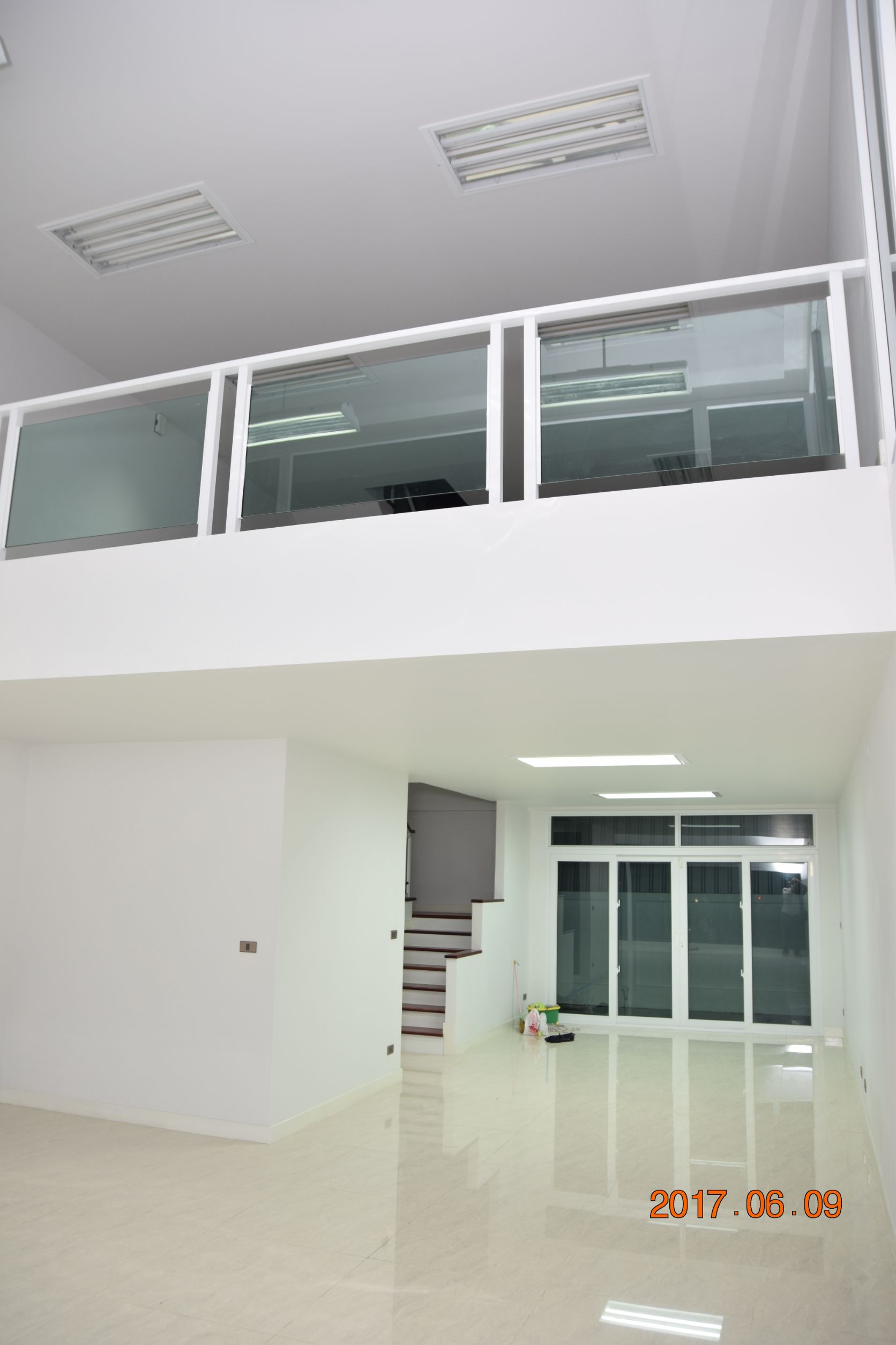 ขาย The Front ร่มเกล้าสุวรรณภูมิอาคารพาณิชย์3ชั้นรูปแบบทันสมัยทำเลโดดเด่นติดถนนร่มเกล้า หน้าสนามบินสุวรรณภูมิ