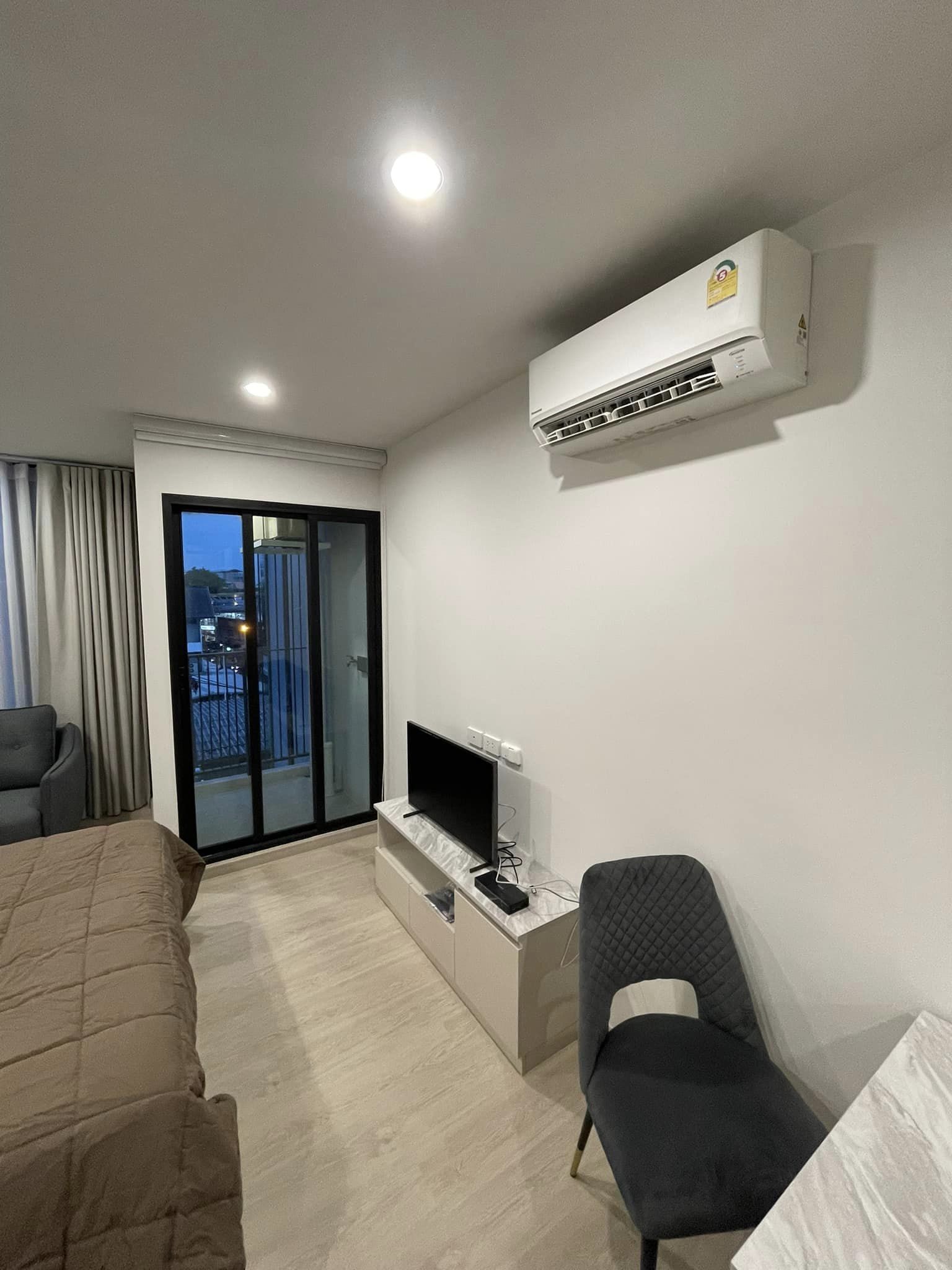 ปล่อยเช่าคอนโด THANA ASTRA Sathorn-Chan (ธนา แอสทรา สาทร-จันทน์) - คอนโดใหม่ห้องใหม่ Studio 1ห้องน้ำ - ใกล้ BTS เซนหลุยส์/เซ็นทรัลพระราม3 - ขนาดห้อง 26 ตรม. ชั้น 5