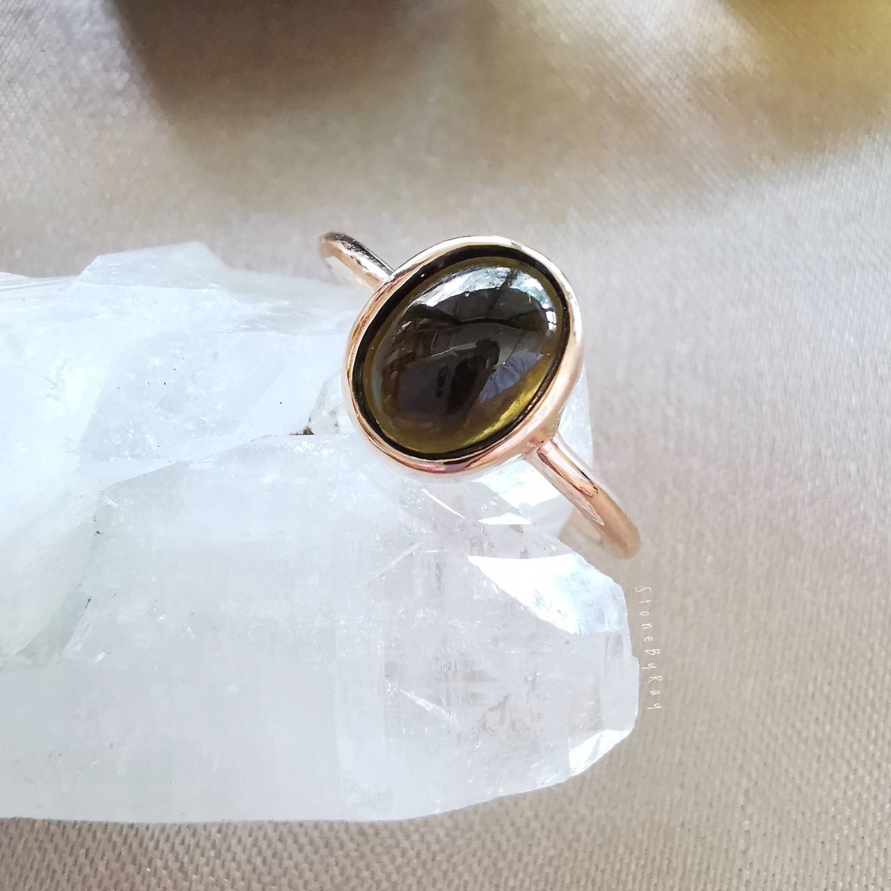 แหวนเงินหินสะเก็ดดาว Tektite