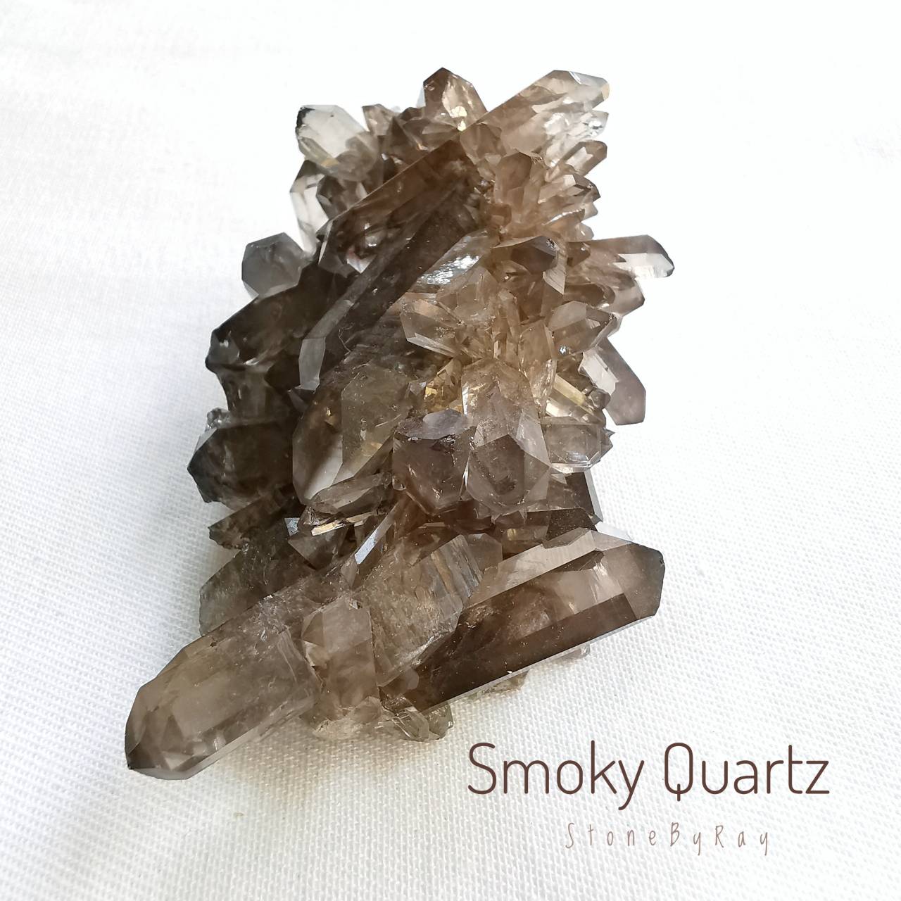 สโมกกี้ควอตซ์ผลึกธรรมชาติ Smoky Quartz