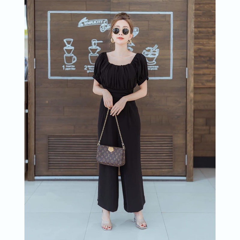 kudapy จั๊มสูทขายาวสีกากี/สีดำ ทรงสวย แต่งเปิดไหล่ แขนตุ๊กตา กระเป๋าข้าง ผ้าเนื้อดี