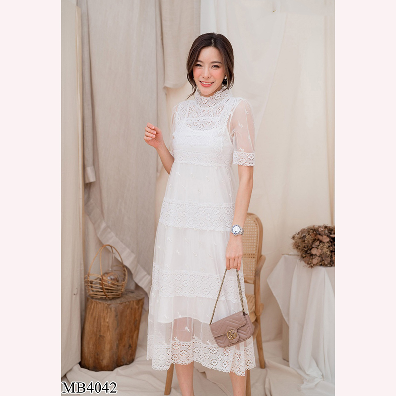 kudapy เดรสยาวสีแดง/สีกรม/สีชมพู/สีขาว ลูกไม้ตาข่ายสีสด ใส่สบายสวยดูดี