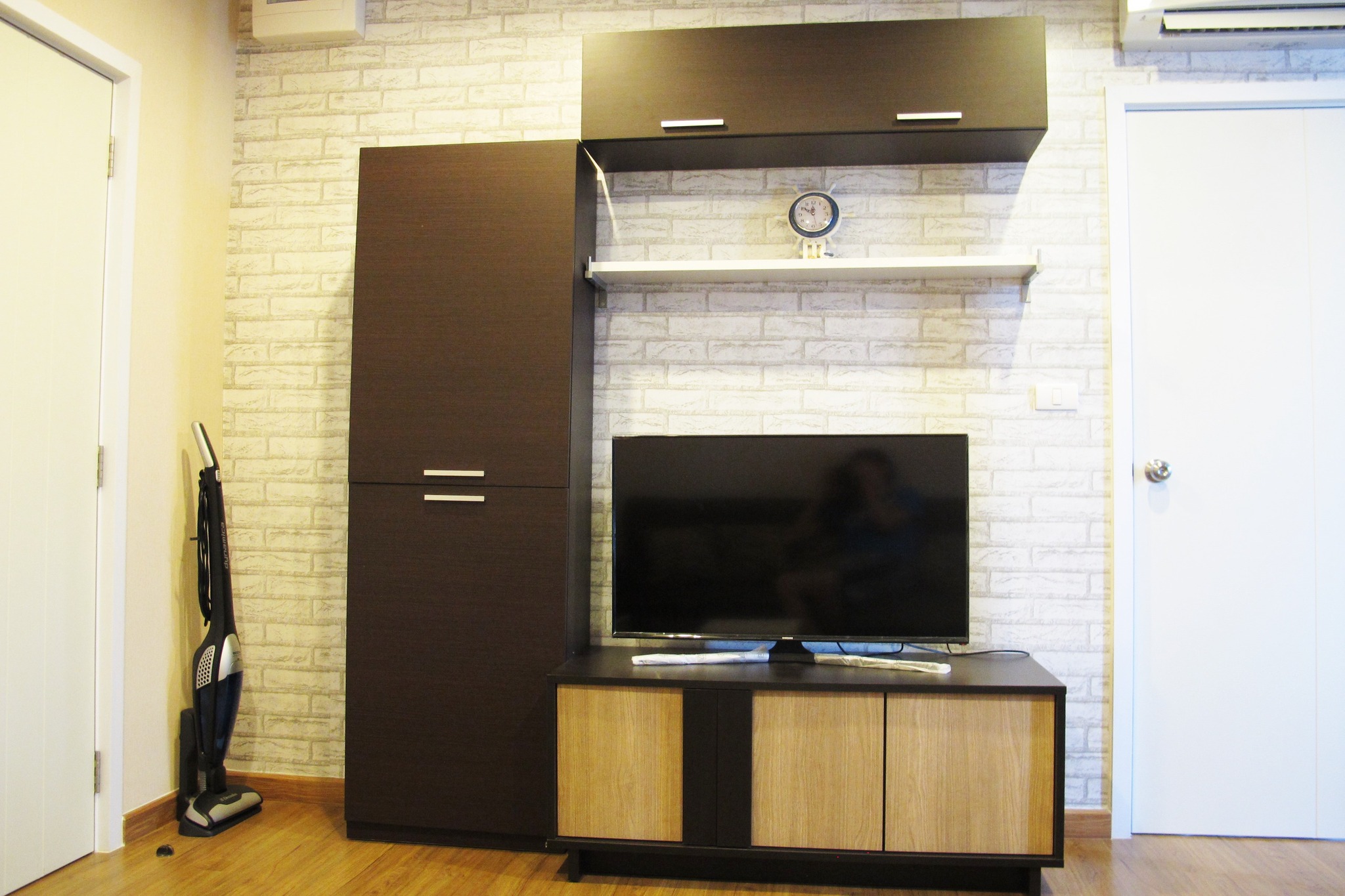 ให้เช่าคอนโด The Tree Interchange (เดอะ ทรี อินเตอร์เชนจ์) โซน รถไฟฟ้า MRT เตาปูน บางโพ 1ห้องนอน / 1ห้องน้ำ / ตึก A ขนาดห้อง 36 ตรม. ชั้น 18