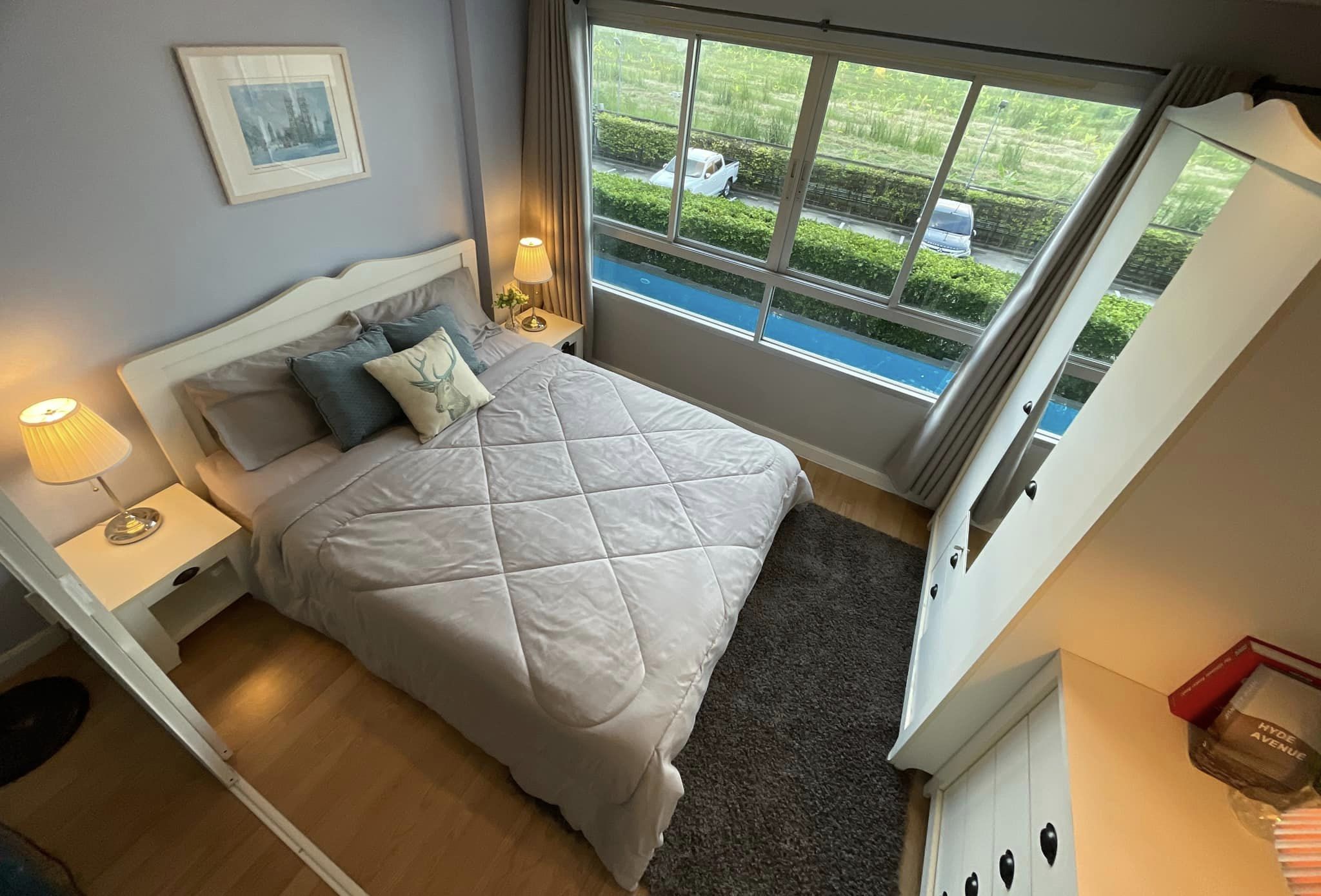 สนใจชมห้องติดต่อได้เลย Line ID: Smile-easy ปล่อยเช่าคอนโด Lumpini Ville รามคำแหง 26 (ลุมพินี วิลล์ รามคำแหง 26) - 1ห้องนอน 1ห้องน้ำ 1ห้องนั่งเล่น 1ห้องครัว - ใกล้ มหาลัยรามคำแหง - ขนาดห้อง 33 ตรม. ชั้น 2 ตึก C