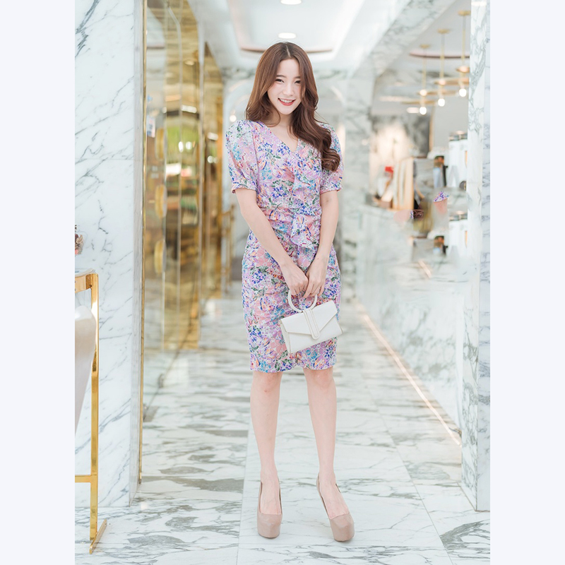 kudapy เดรสสั้นสีชมพู,ขาว ลายดอกไม้ใส่ดูสวย