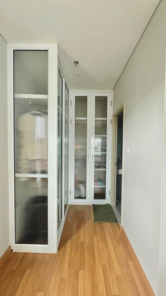 สนใจชมห้องติดต่อได้เลย Line ID: Smile-easy ปล่อยเช่าคอนโด ลุมพินี เพลส เตาปูน อินเตอร์เชนจ์ (Lumpini Place Taopoon Interchange) - 1ห้องนอน 1ห้องน้ำ 1ห้องนั่งเล่น - ใกล้ MRT เตาปูน - ขนาดห้อง 34.52 ตรม. ชั้น 29