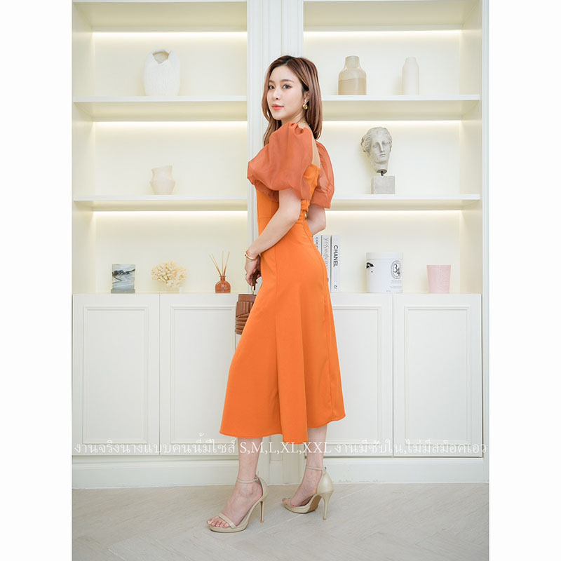 kudapy เดรสสั้นสีชมพู/สีสัม เดรสออกงานแนวมินิมอล เรียบหรูดูแพง รุ่นนี้ใส่เป็นทรงปาดไหล่ปิดต้นแขน หรือแขนพองตุ๊กตาก็น่ารัก