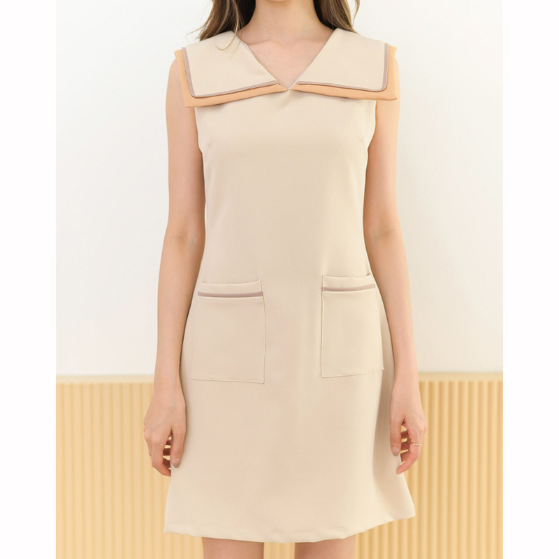 kudapy เดรสสั้นสีชมพูอ่อน/สีครีม แขนกุด คอปกกะลาสี เล่นขอบสี 2 ชั้นเก๋ๆไม่ซ้ำใคร มีกระเป๋าใส่ของได้จริง กุ๊นขอบกระเป๋าเพิ่มกิมมิคเลเยอร์