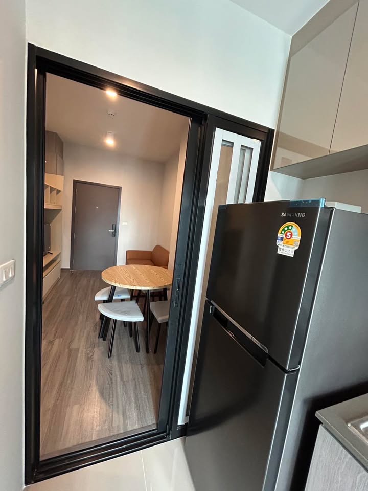 ให้เช่าคอนโด Ideo Ramkhamhaeng - Lam Sali Station (ไอดีโอ รามคำแหง - ลำสาลี สเตชั่น) โซนพื้นที่ รามคำแหง บางกะปิ BTS ลำสาลี ห้องแบบ 1ห้องนอน / 1ห้องน้ำ / โซนครัวปิด · ขนาดห้อง 31 ตรม. ชั้น 24