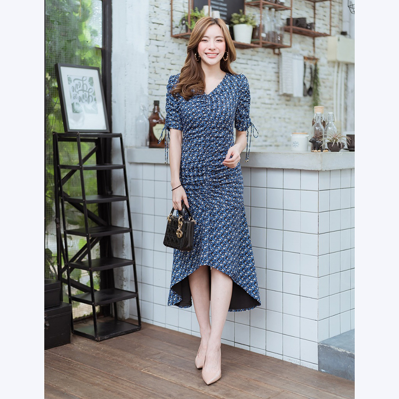 kudapy เดสรหน้าสั้นหลังยาวสีขาว,สีกรม คอกลม พิมพ์ลายดอก รูดเอวได้ แขนมีเชือกผูกโบว์ใส่ดูดีมากๆ