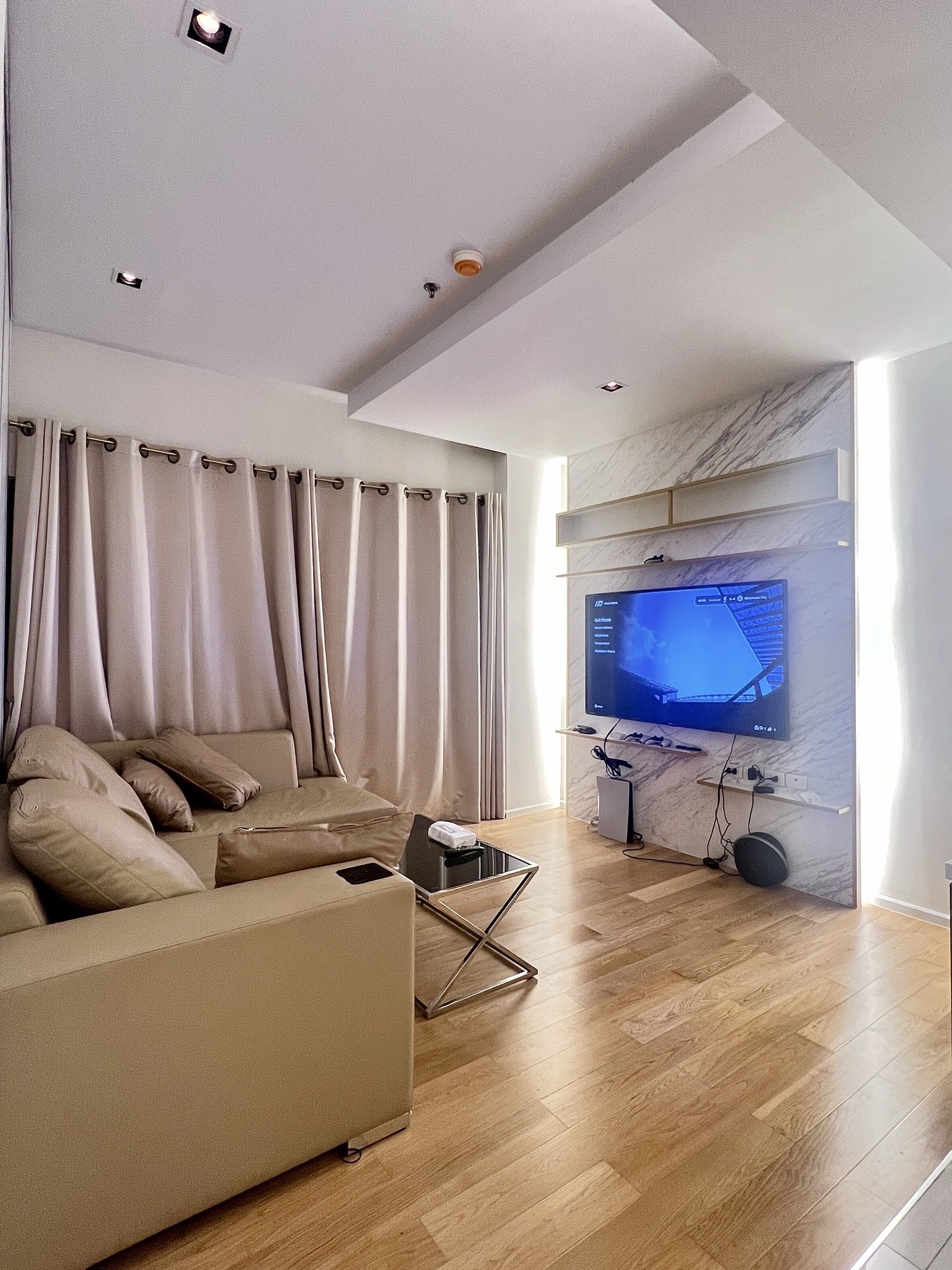 ให้เช่าคอนโด Circle Living Prototype (เซอร์เคิล ลิฟวิ่ง โปรโตไทพ์) - โซนพื้นที่ MRT เพชรบุรี - ห้องแบบ 1ห้องนอน 1ห้องน้ำ - ขนาดห้อง 46 ตรม. ชั้น 21