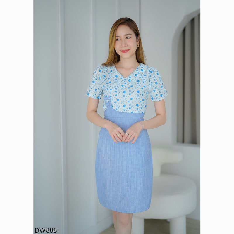 kudapy เดรสสั้นสีฟ้า/สีชมพู เสื้อลายดอกกระโปรงสีพื้น ใส่สบายสวยดูดี