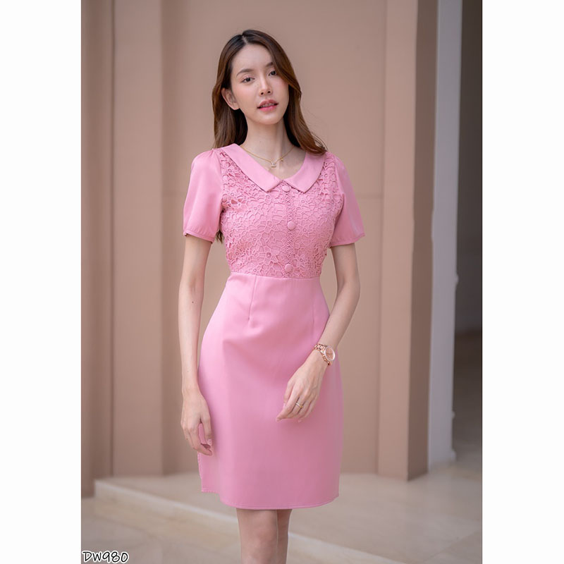 kudapy เดรสสั้นสีชมพู/สีฟ้า ผ้าทออกลูกไม้ ใส่ออกงานสวยดูดี น่ารัก