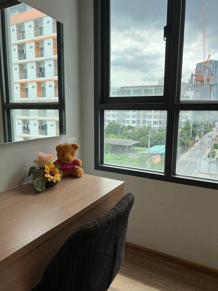 ให้เช่าคอนโด Proud III Chaengwattana (พราว 3 แจ้งวัฒนะ) - ตกแต่งเฟอร์ครบห้องมุมสวยน่าอยู่ทำครัวได้ - การเดินทาง: BTS สายสีชมพู ตรงข้ามเซ็นทรัลแจ้งวัฒนะ