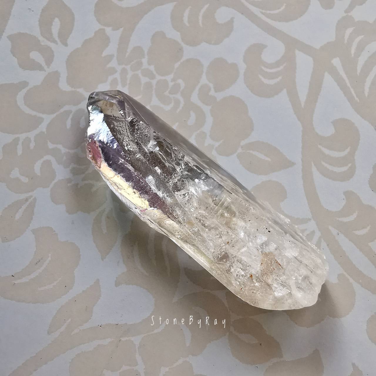 หินออร่าควอตซ์ (Aura Quartz)